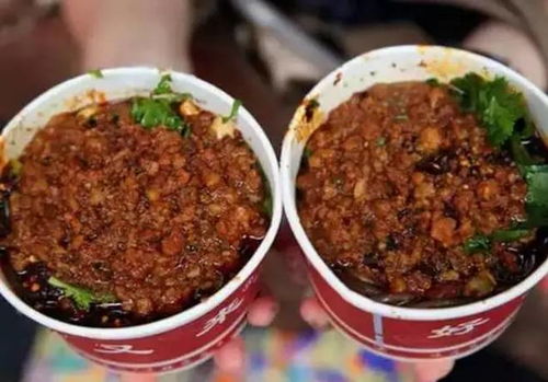 吃貨必轉的昆明14條小吃街 空著肚子出門,扶著墻回家